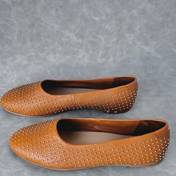 Beek Swiftlet Stud Ballet Slipper TAN - Picture 10 of 10